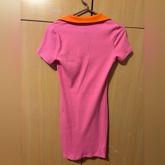 H&M Pink Bodycon dress with Orange collar - Picture 2 of 5